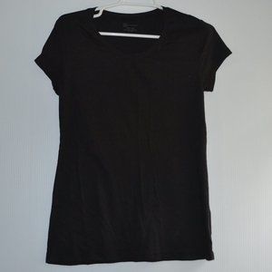 Black t-shirt
